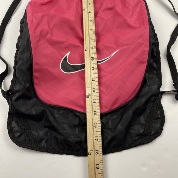 Nike Drawstring Backpack Bag Cinch Swoosh Logo Pink Black Gym Sports - Picture 2 of 8
